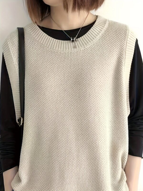 Solid Crew Neck Knitted Vest - Image 10