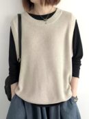 Women's Casual Solid Crew Neck Knitted Sleeveless Loose Fit Vest Sweater, Soft and Cozy Winter Clothing