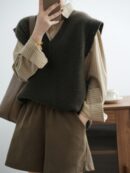 Solid V Neck Knitted Vest